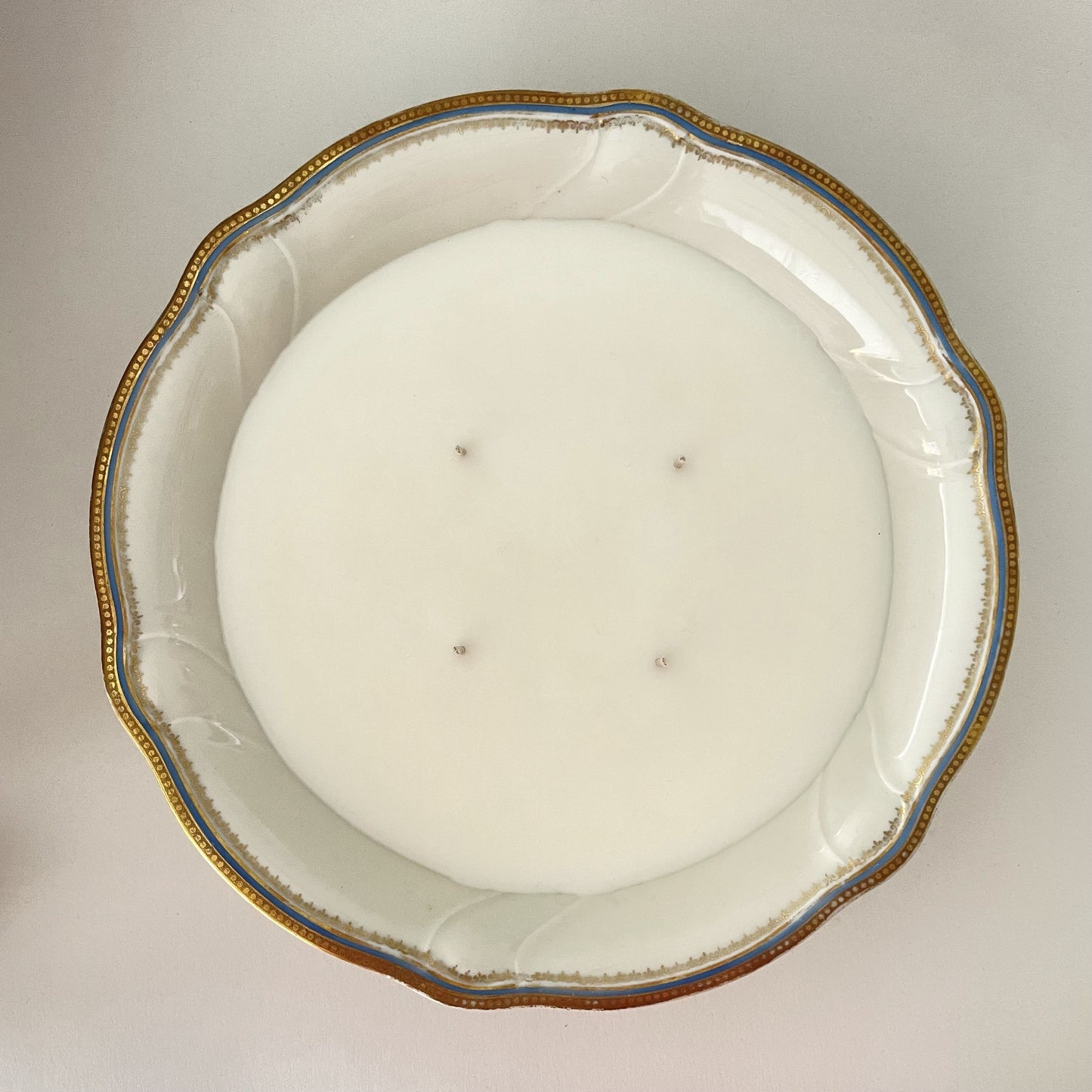 VINTAGE CANDLE