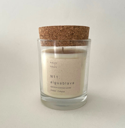 N11 AIGUABLAVA glass candle